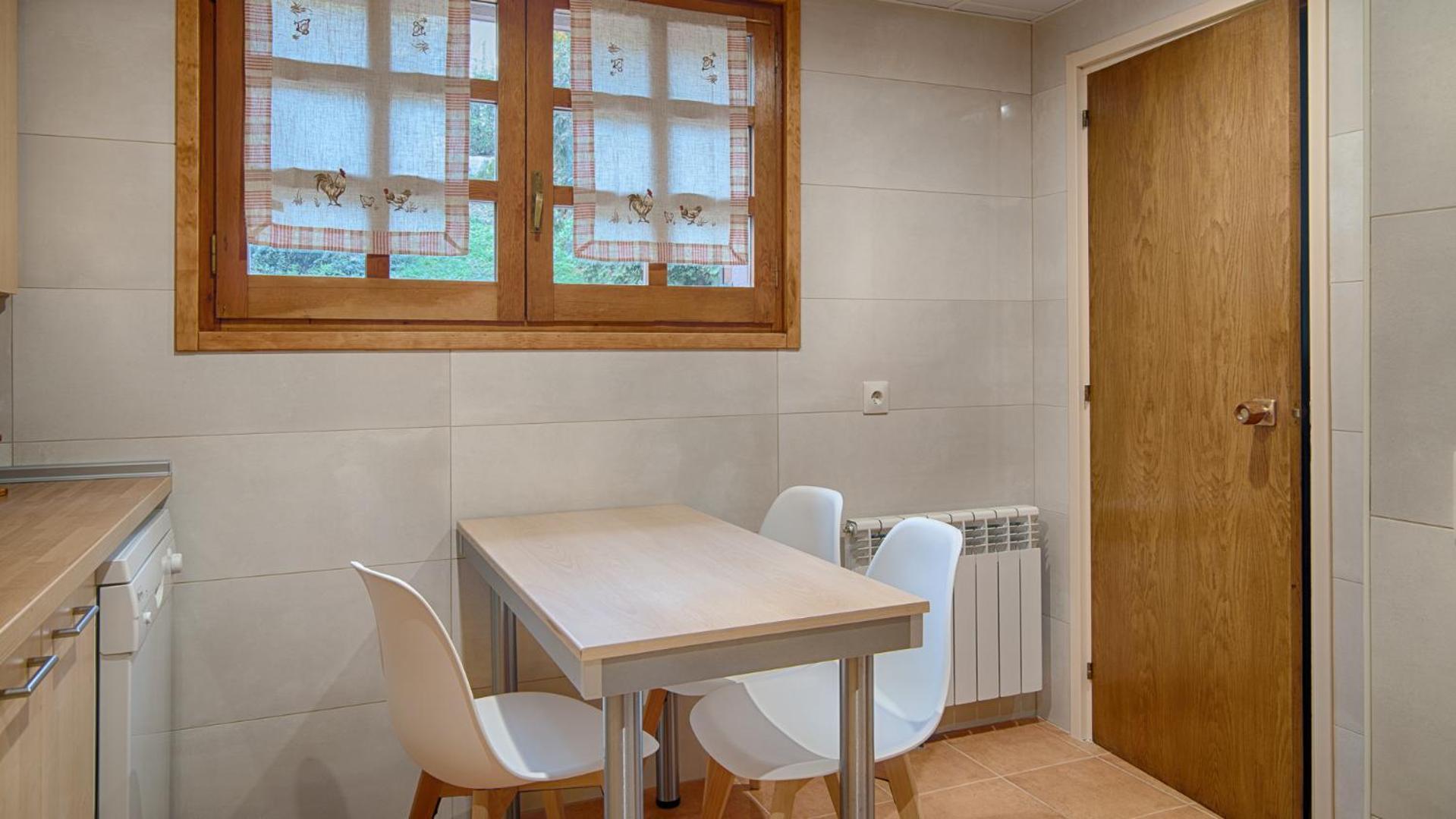 Saplan Real Estate Pensaueth Villa Salardú Exterior foto